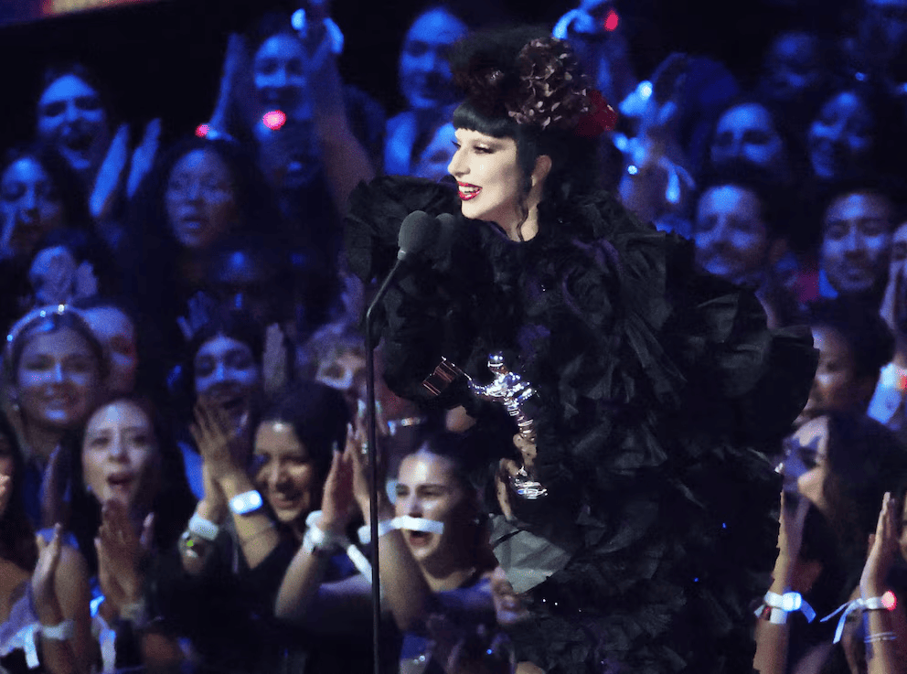 El éxito de su gira y su álbum “Mayhem”