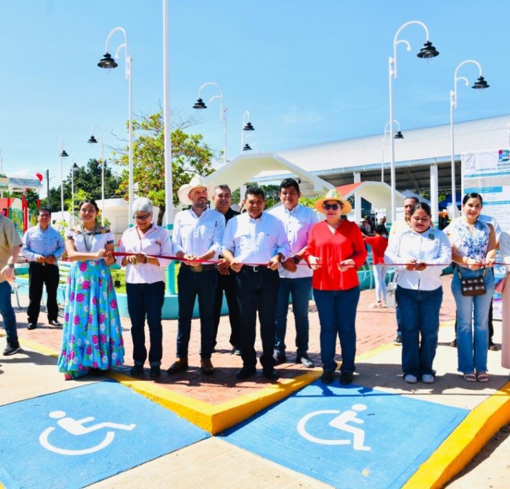 Gobierno de Tabasco entrega obras