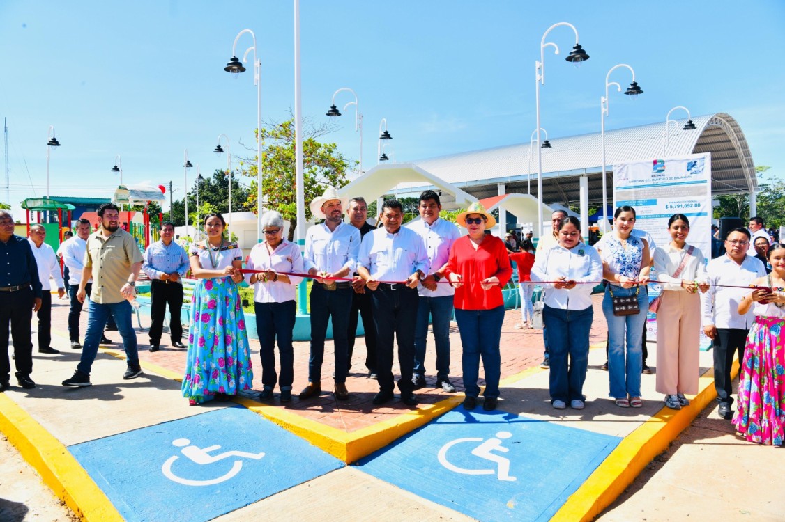 Gobierno de Tabasco entrega obras