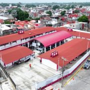 Entregan obras educativas en Tabasco