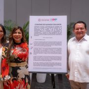 Gobierno del Estado y el DIF Yucatán firman “Alianzas con Amor” apoyo a quienes más lo necesitan