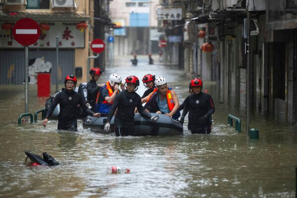 Hong Kong y Macao bajo el agua