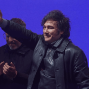 Javier Milei cierra campaña rumbo a las legislativas