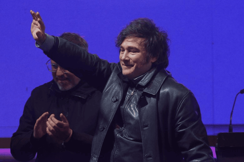 Javier Milei cierra campaña rumbo a las legislativas