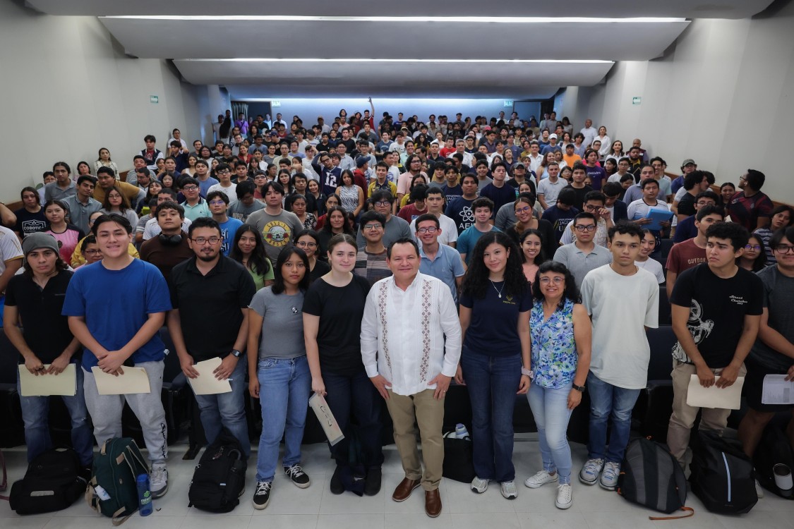 Juventudes Renacimiento: Impulso a la Educación de los Jóvenes Yucatecos