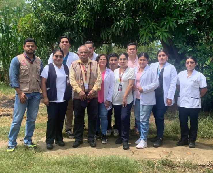 Llevan servicios médicos gratuitos a zonas aisladas de Tabasco