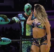 Lola Vice y Mr. Iguana vencieron a The Judgment Day (Finn Bálor y Roxanne).
