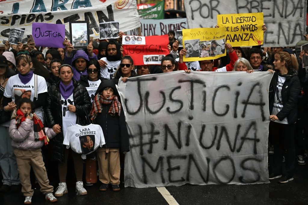 Masivas marchas en Buenos Aires