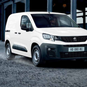 Mejor auto Peugeot para el trabajo: Partner 2025