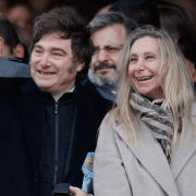 Milei denuncia a periodistas