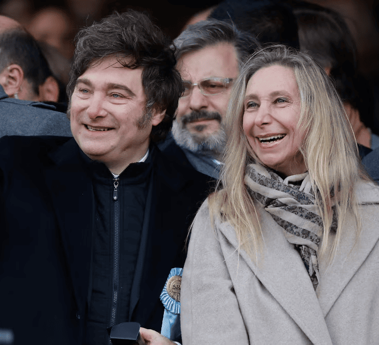 Milei denuncia a periodistas