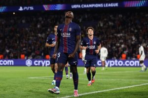 El PSG comenzó de gran manera, la defensa de su primera Champions League. 
