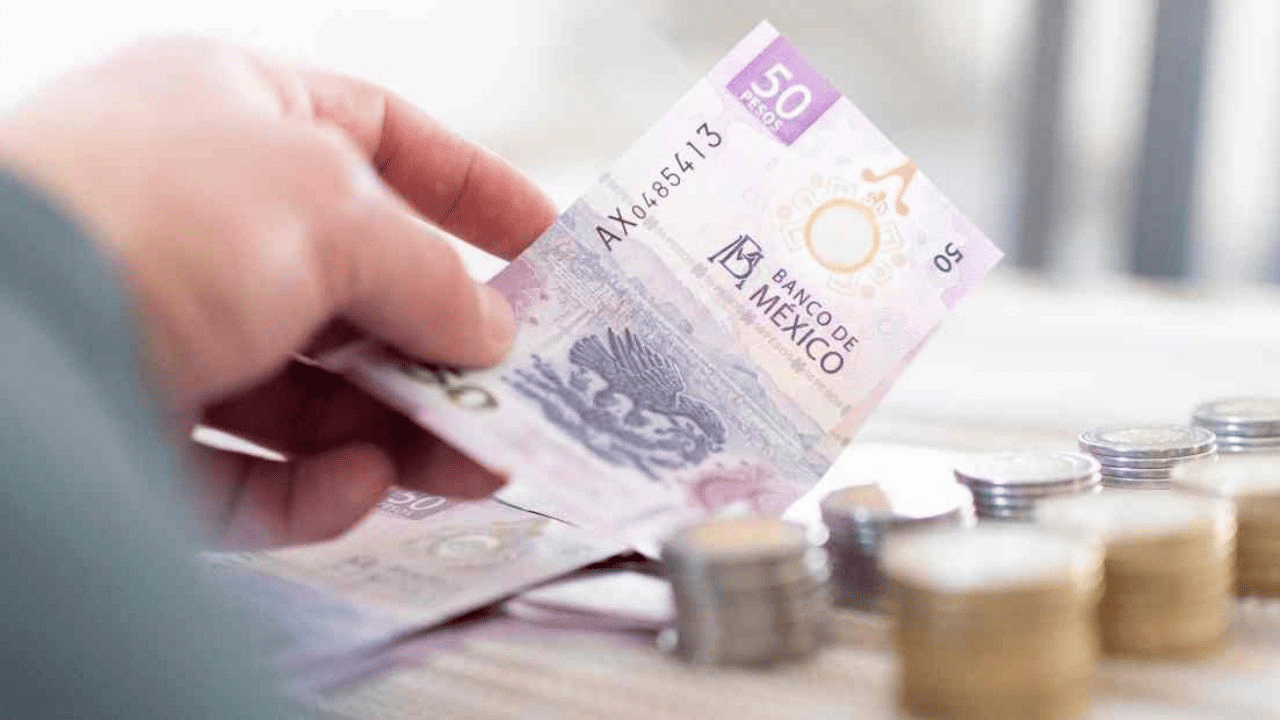 Peso mexicano entra al top 20 de las monedas más negociadas