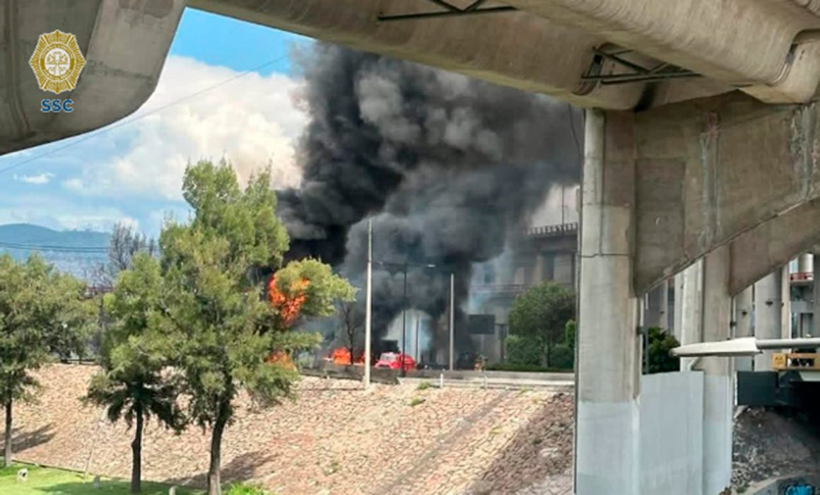 Suman 25 muertos por explosión de pipa de gas en Iztapalapa; Fiscalía apunta a exceso de velocidad y falta de pericia del conductor
