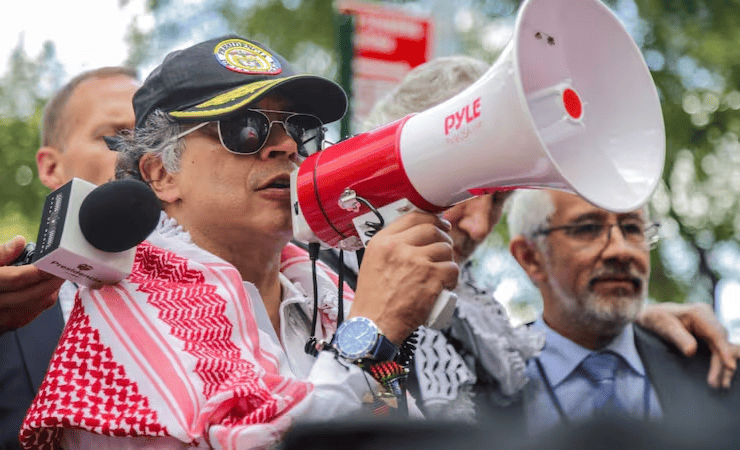 Precandidatos y líderes políticos rechazan declaraciones de Petro