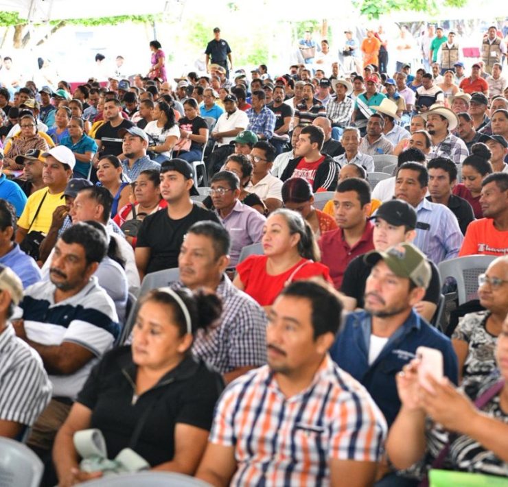 Qué vivan las campesinas y los campesinos