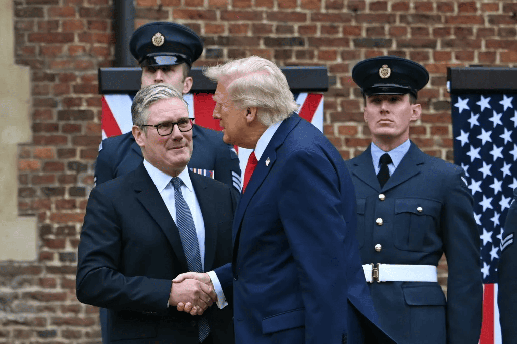 Starmer exige firmeza y más presión contra Rusia