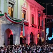 Trayectoria del cantante invitado para el grito en Yucatán