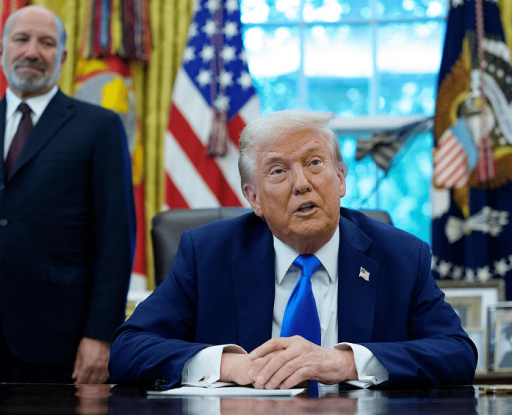 Trump suspende entrada de trabajadores extranjeros