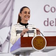 Sheinbaum busca frenar privilegios fiscales a bancos; reforma al IPAB permitirá recuperar 10 mil mdp