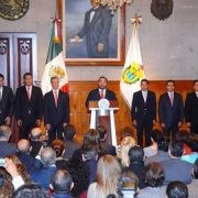 33 funcionarios de Duarte, desviaron millones de pesos y tienen que devolver.