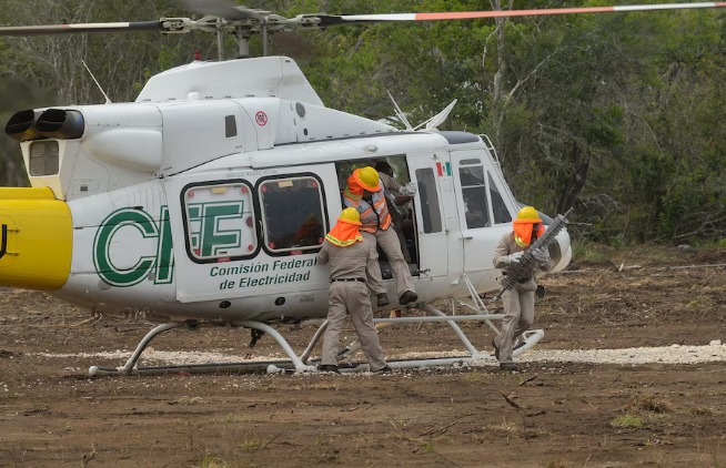 SE DESPLOMA HELICÓPTERO DE CFE