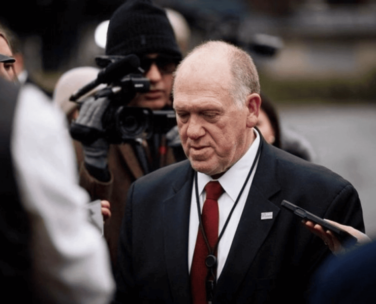 Zar fronterizo de Trump estaba bajo investigación del FBI