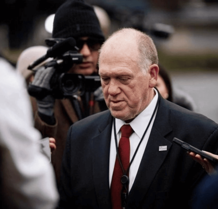 Zar fronterizo de Trump estaba bajo investigación del FBI