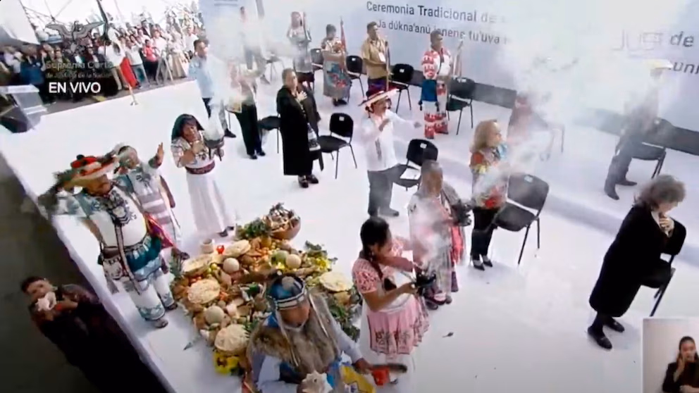 Ceremonia indígena marca nuevo capítulo en la Suprema Corte: ministros reciben Bastones de Mando