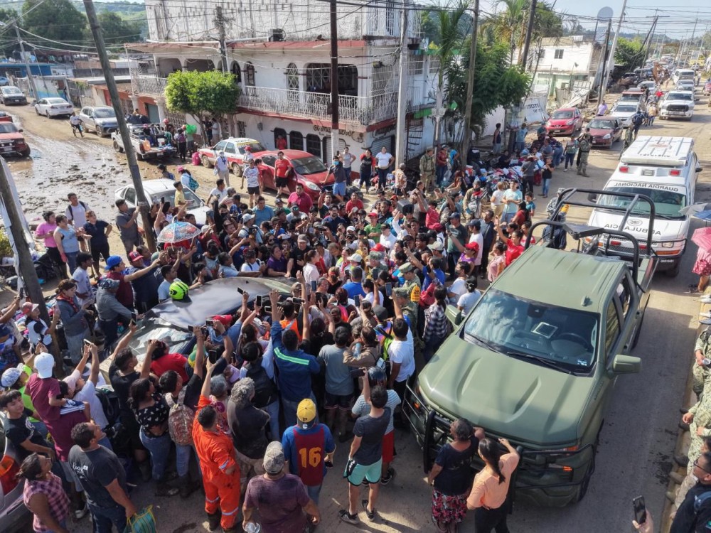 Lluvias en Puebla y Veracruz: Sheinbaum supervisa atención a damnificados