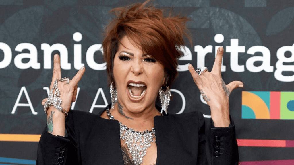 Alejandra Guzmán reapareció tras su cirugía de columna