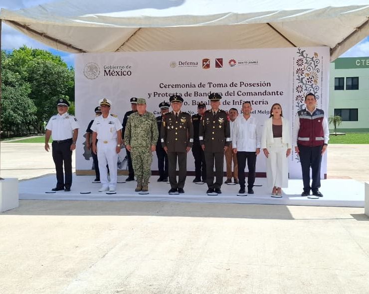 Asume el coronel Guillermo Robles Tozcano el mando