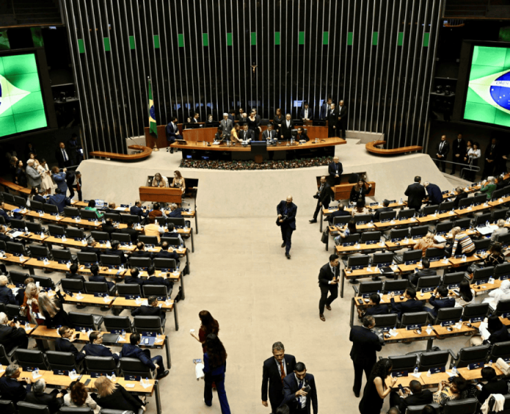 Brasil elimina impuestos para la clase media