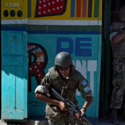 La ONU aprueba más elementos de seguridad en Haití para combatir las bandas locales