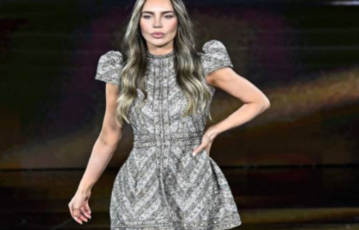 Belinda desfila en París y luce hermoso atuendo sacudiendo el mundo de la moda