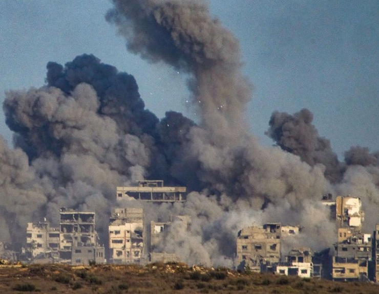 Israel ataca a pesar de propuesta de paz, misiles y bombas llueven en Gaza