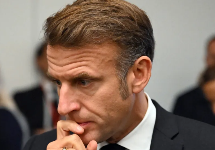 Francia quiere evitar el adelanto electoral ante renuncia del primer ministro