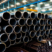 UE propone duplicar aranceles al acero para así poder salvar la industria del bloque