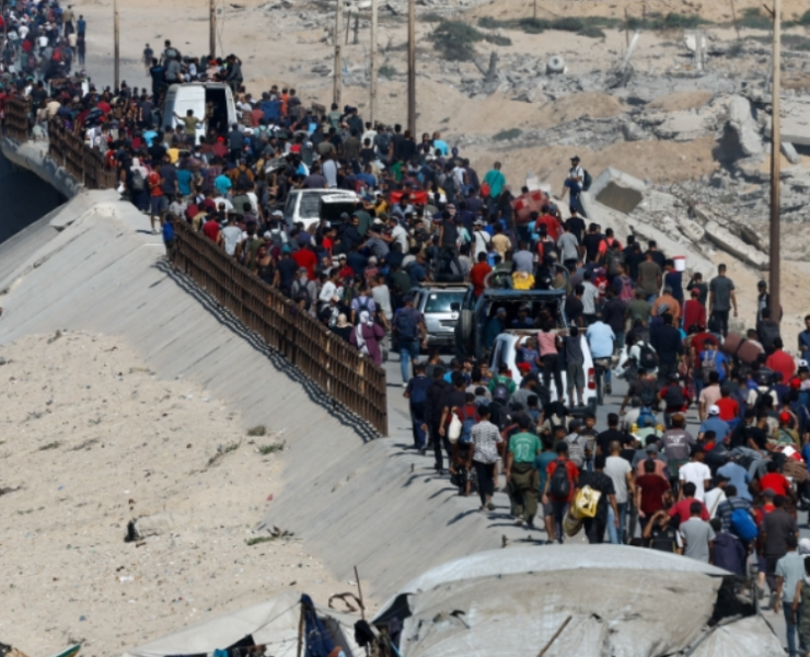 Palestinos regresan a Gaza tras el acuerdo de alto al fuego en la región