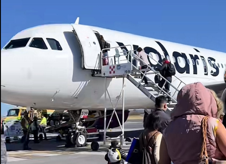 Reacción inmediata: el piloto mexicano demuestra su entrenamiento