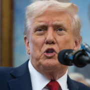 Trump fue interrumpido por parlamentarios israelíes que apoyan a Palestina