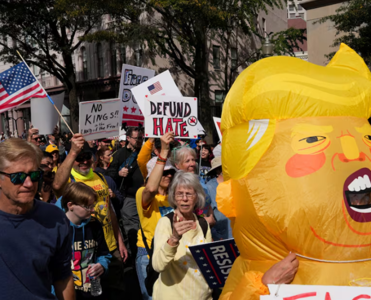 Cientos de miles protestan en EEUU contra la autoridad de Donald Trump
