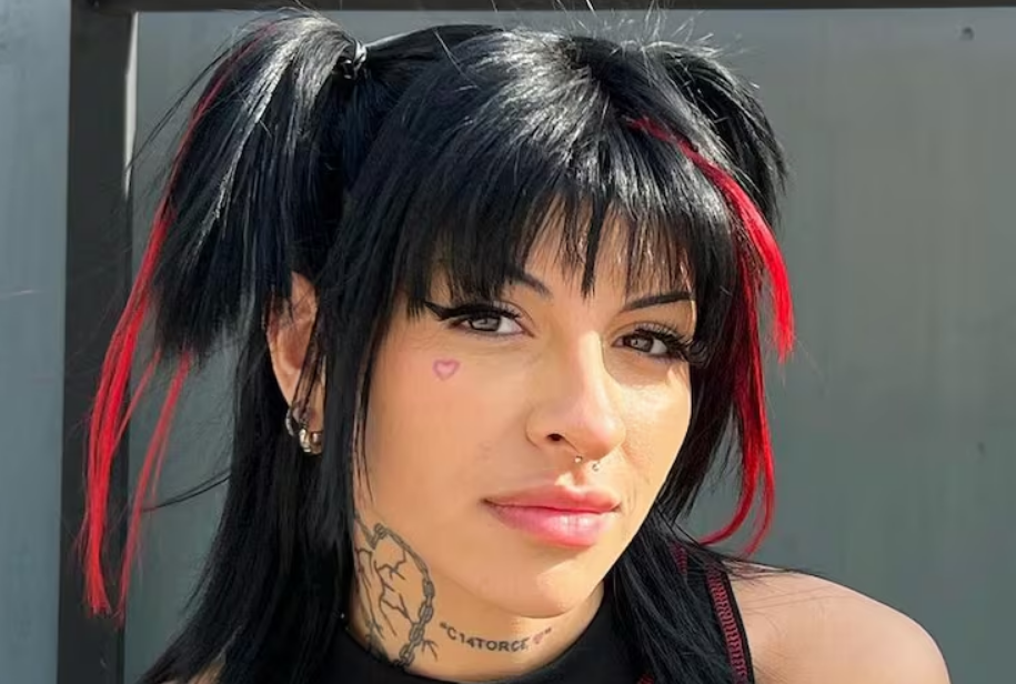 ¿Indirecta o mensaje claro para Christian Nodal?