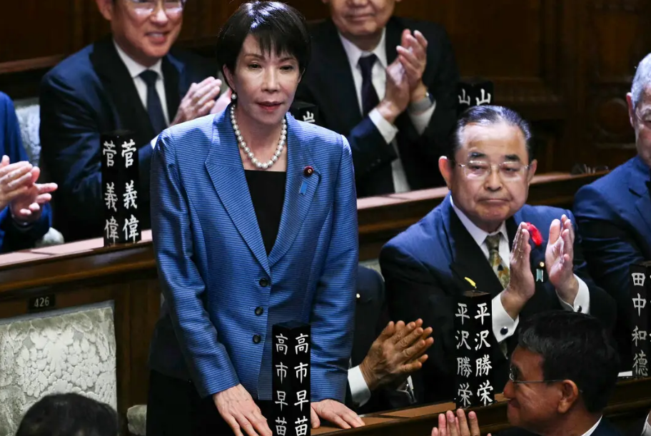 Un pasado poco común para una figura de alto perfil