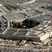 Pentágono recibe misteriosa donación millonaria para pagar sueldos