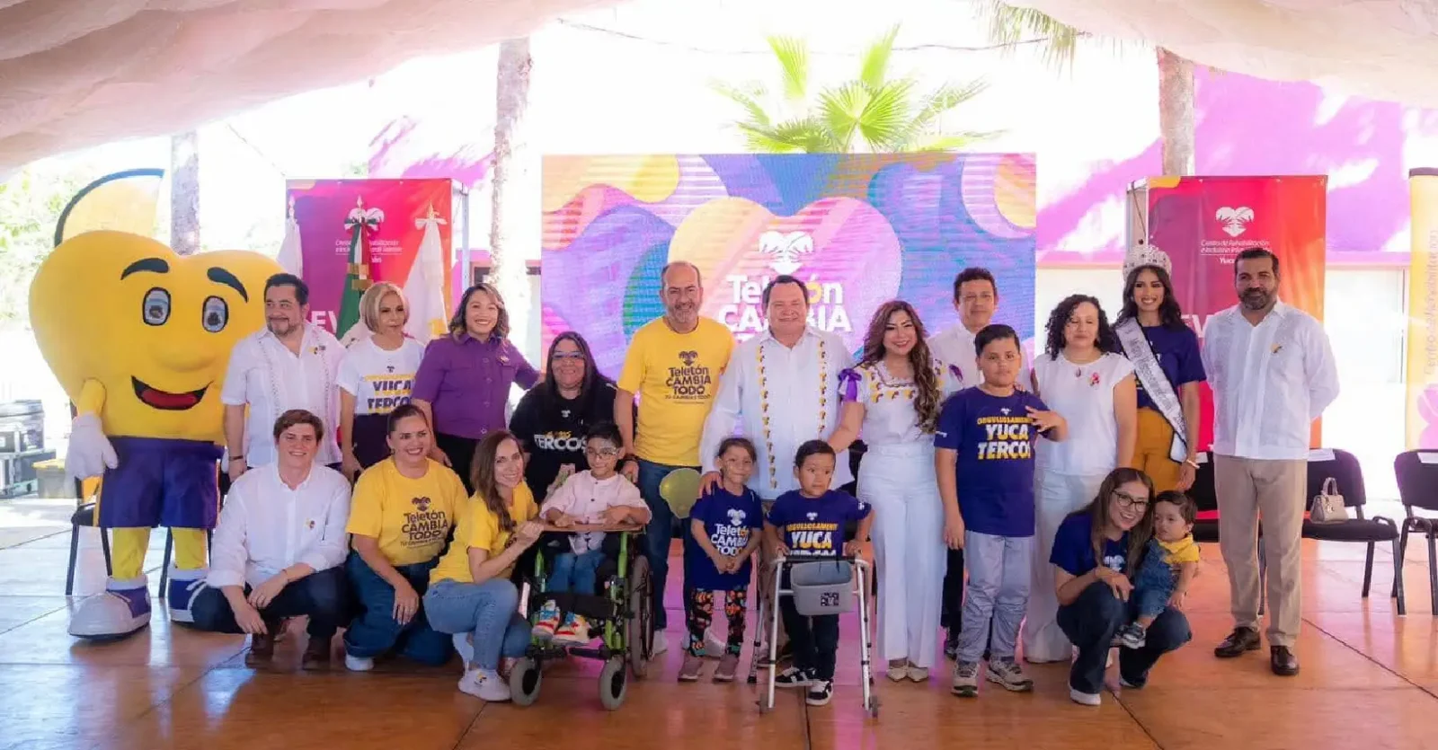 Díaz Mena apoya al Teletón con histórica donación
