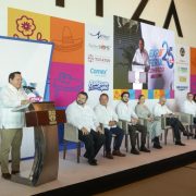¡Apoyo Total! Díaz Mena impulsa el comercio local en Expo Feria 2025