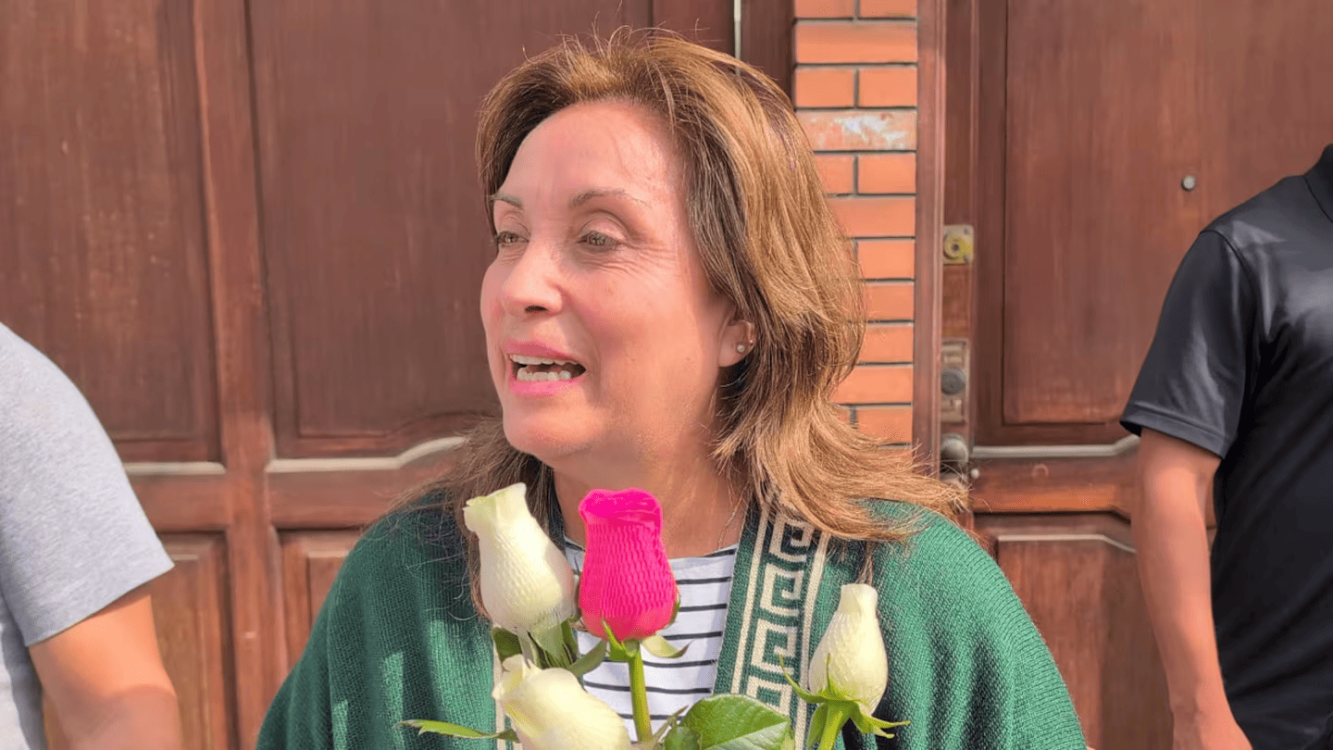 Dina Boluarte reaparece tras su destitución
