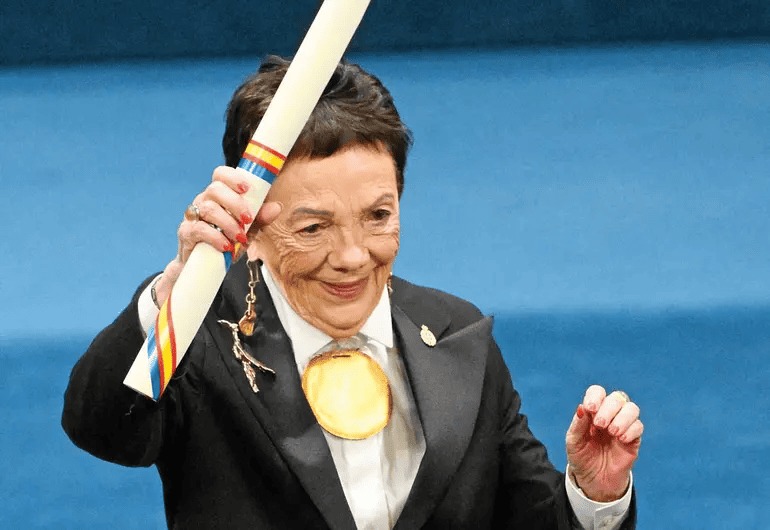 El reconocimiento a Graciela Iturbide