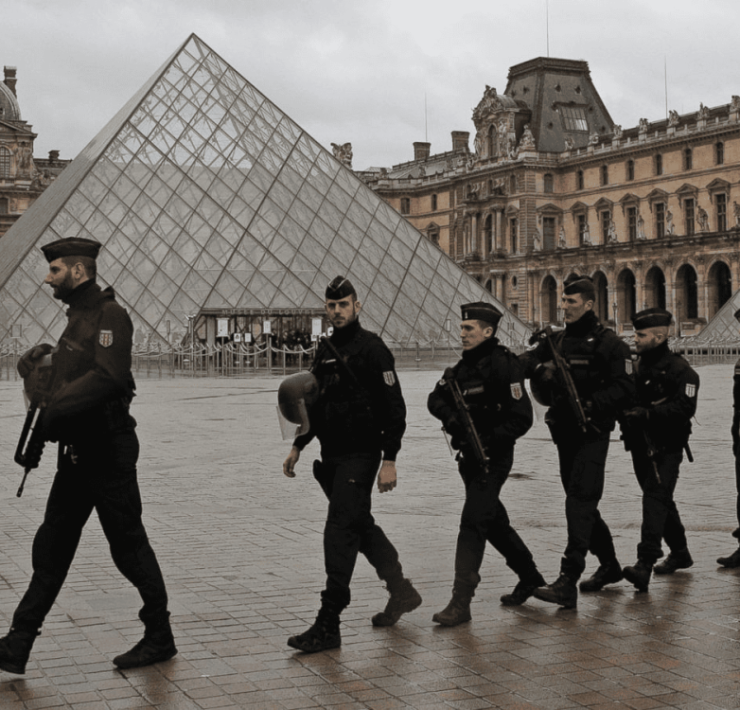 Ex ladrón revela los fallos del robo en el Louvre